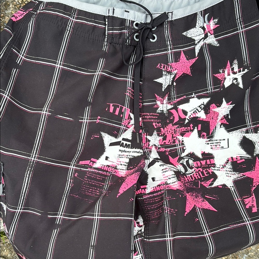 Hurley Black and Pink Athletic Shorts with Geometric Design